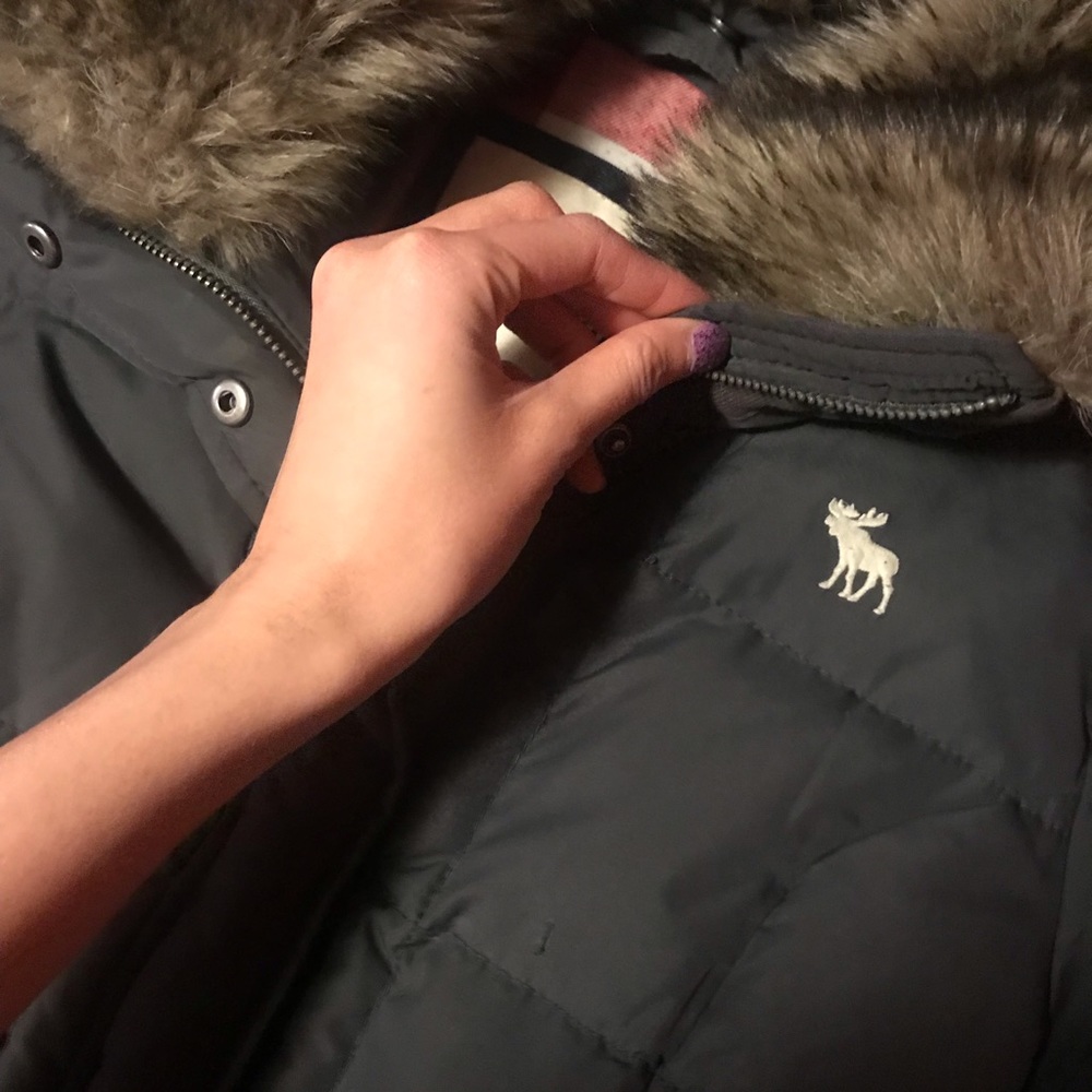 SOLD‼️ Abercrombie Kids Puffer Down Coat Gray - Picture 2 of 8